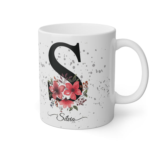 Caneca Personalizada com Nome "Silvia" – Letra S Floral